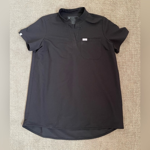 FIGS Kitale Maternity Scrub Top Short Sleeve Black Size Small - Picture 3 of 6